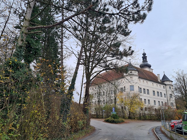 Besuch im Lern- und Gedenkort Schloss Hartheim