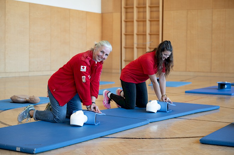 World Restart a Heart Day