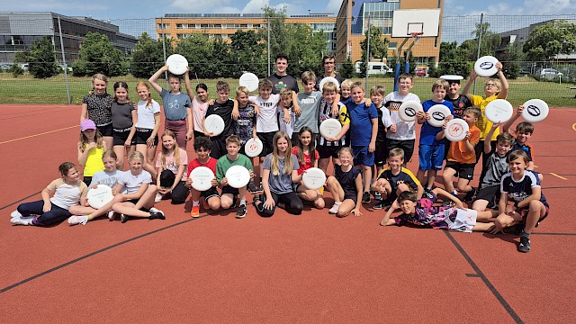 „Flugsaurier“ zu Gast - Einblick in den Frisbee-Sport