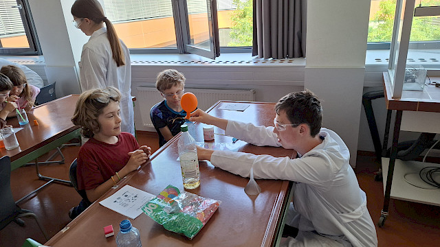 Nawi4You - Chemie am Brucknergym