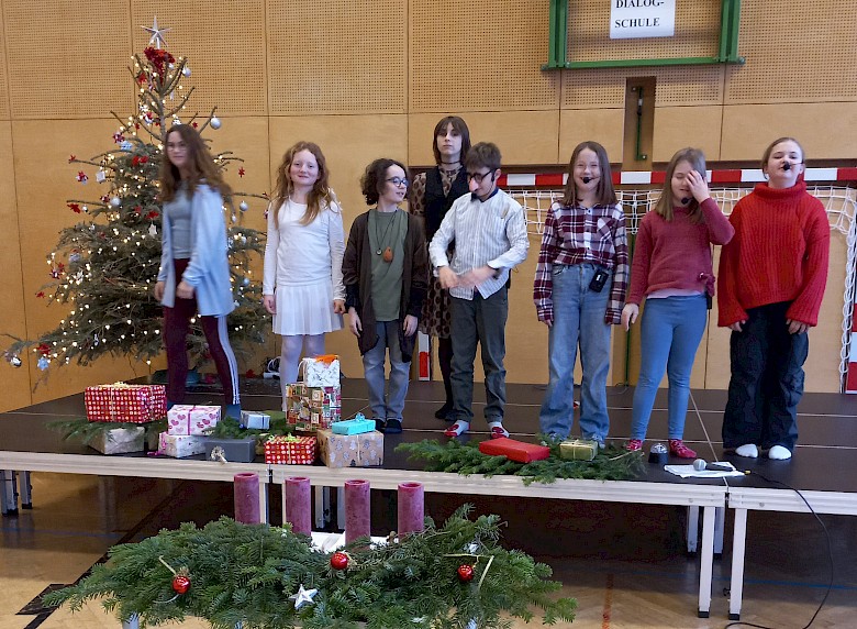 Weihnachtsstück: Onkel Schlaufuchs und die Zeitmaschine