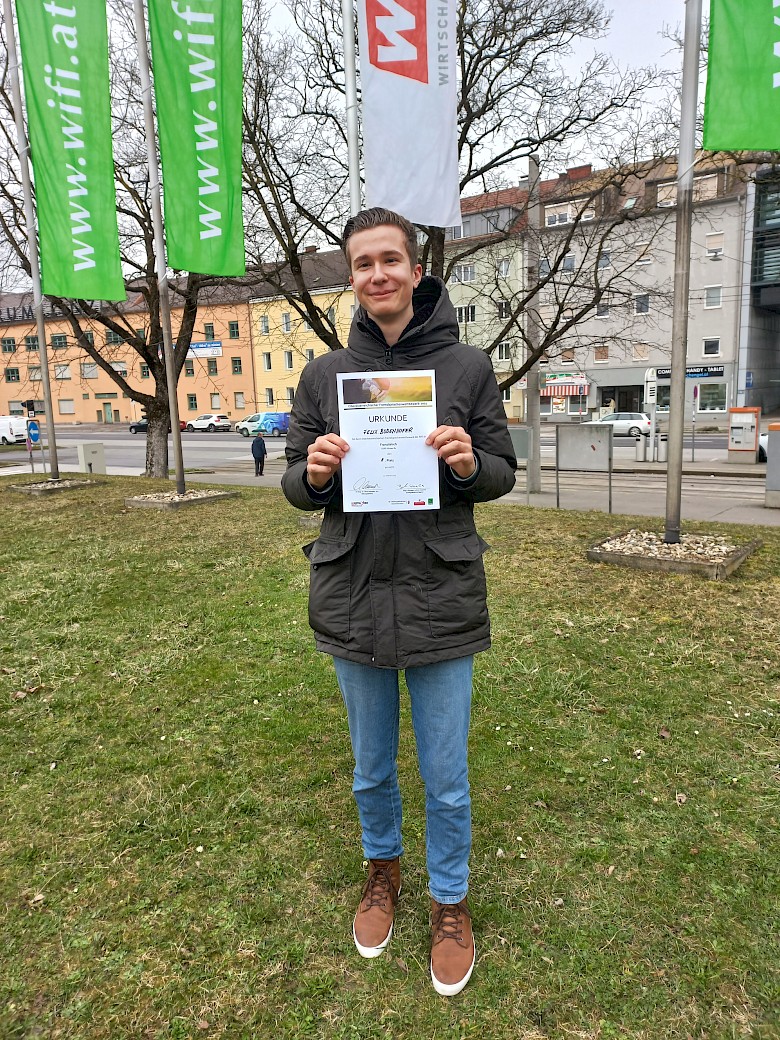 AHS-Fremdsprachenwettbewerb 2024: Felix Budenhofer (7a) Landessieger in Französisch